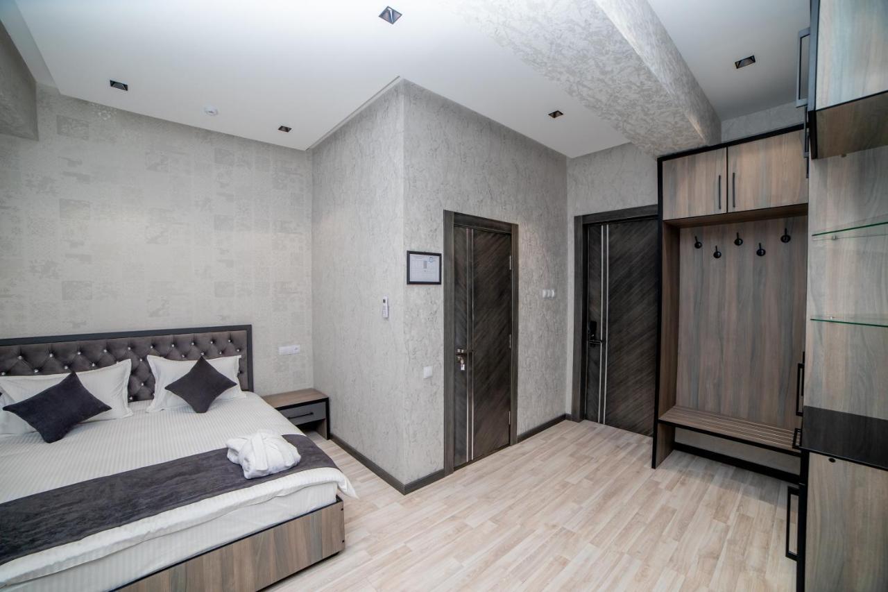 Hotel New York Tashkent Esterno foto