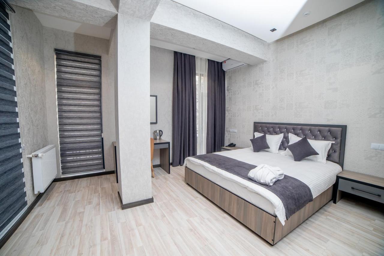Hotel New York Tashkent Esterno foto