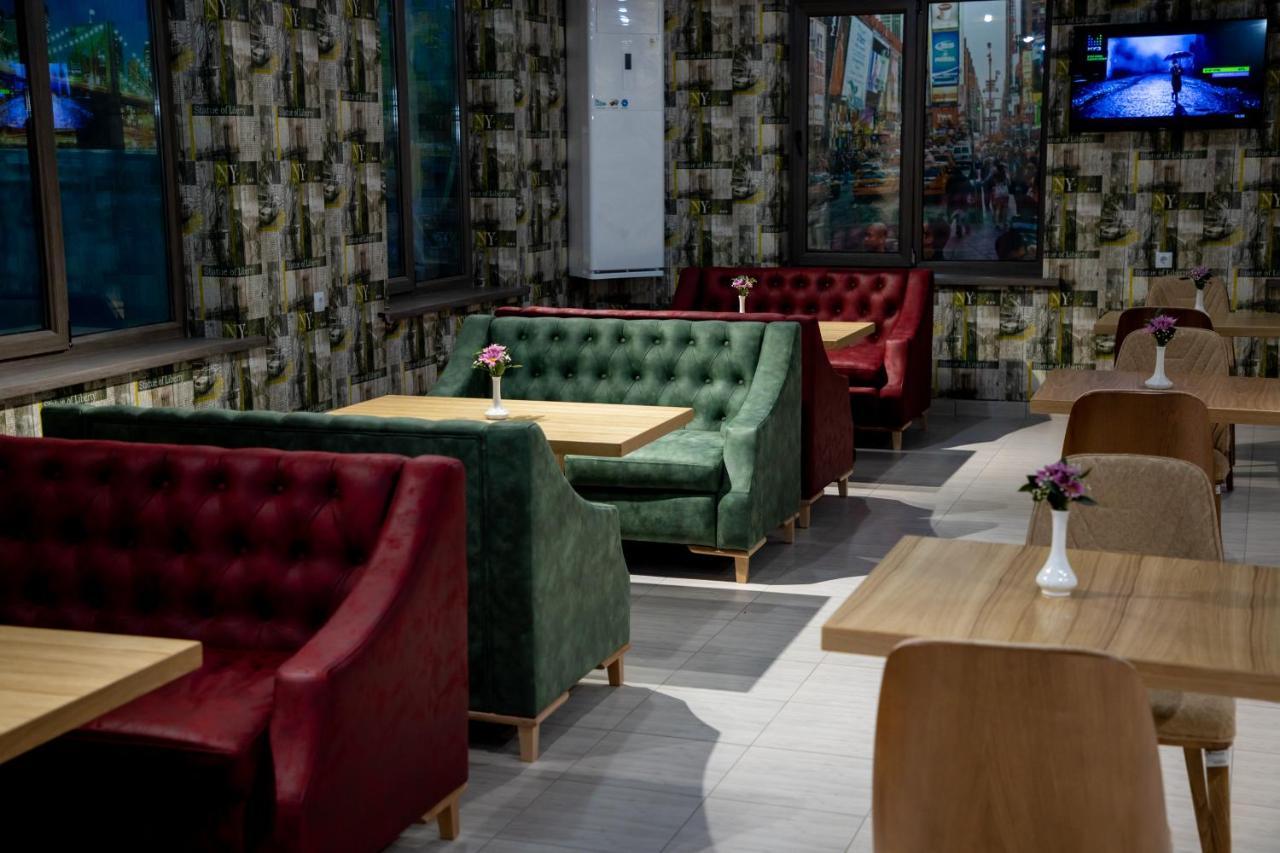 Hotel New York Tashkent Esterno foto