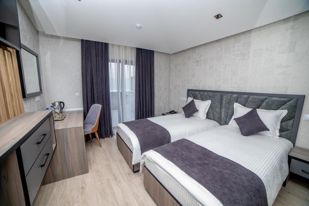 Hotel New York Tashkent Esterno foto