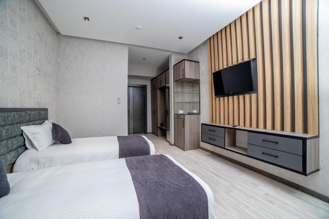 Hotel New York Tashkent Esterno foto